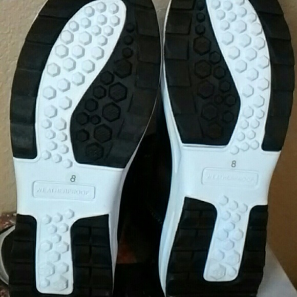 Shoes - Weatherproof boots Shoes - Weatherproof boots
